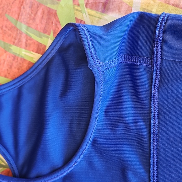 M Nike Sports bra - Picture 7 of 8